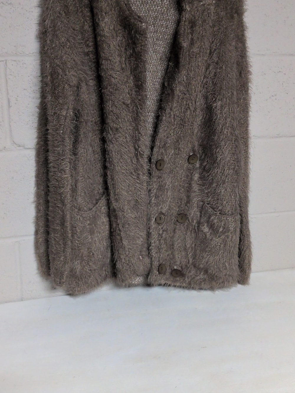 Newbury Kustom Taupe Fuzzy Eyelash Longline Collared Cardigan Sweater Size S/M - Picture 5 of 8